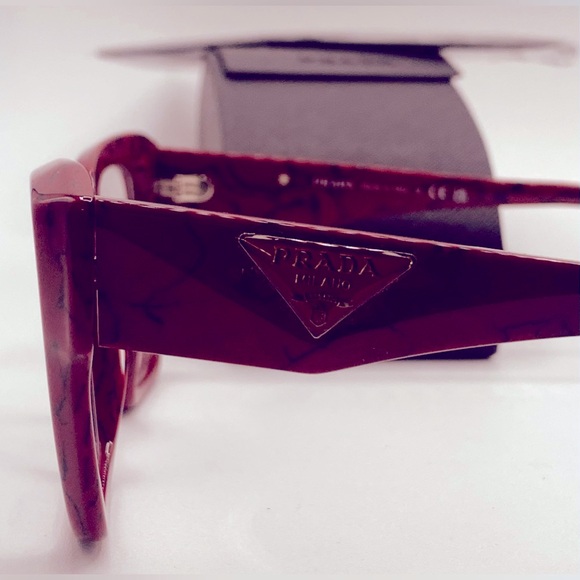 New Women’s Prada Eyeglasses - Picture 8 of 12